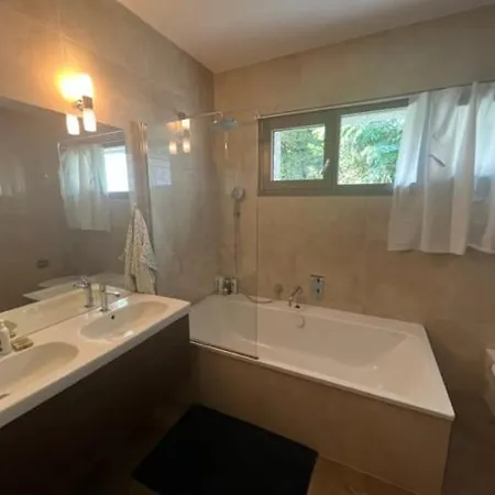 شقة Zentrale Traumwohnung In Mit Seesicht